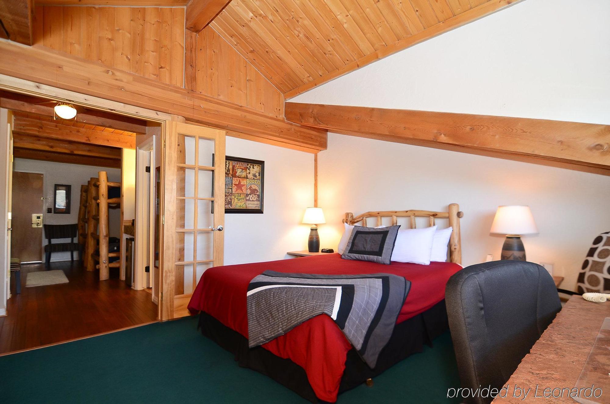 Best Western Lodge At Nederland Phòng bức ảnh