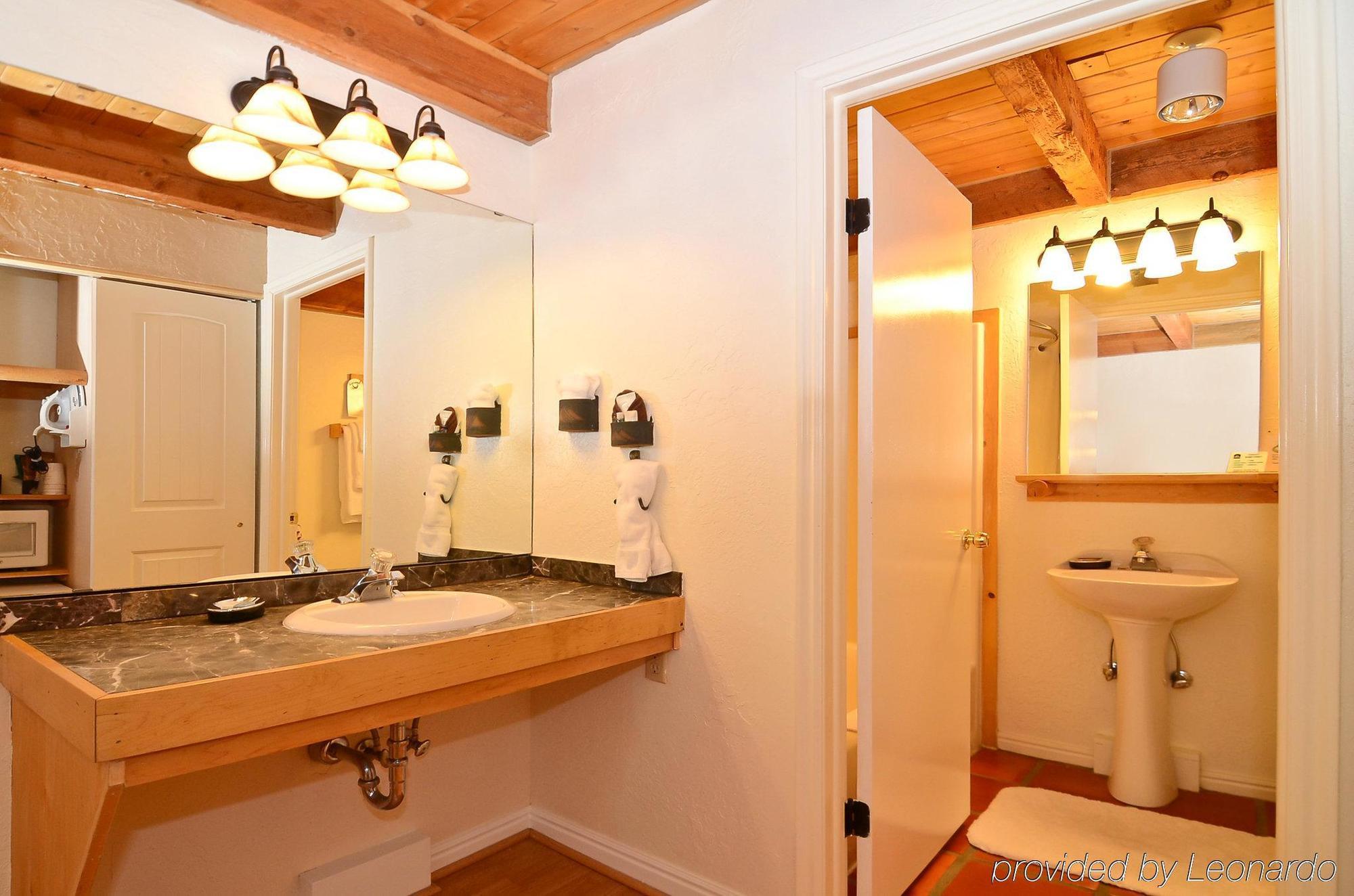 Best Western Lodge At Nederland Phòng bức ảnh